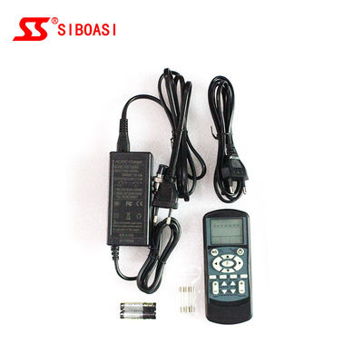S3025 Raketle Badminton Besleme Makinesi Başlangıç ​​Seviyesi Hız Ayarlanabilir
